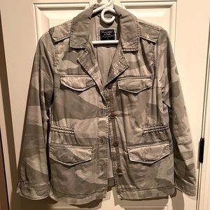 Abercrombie Camo Light-weight Jacket
